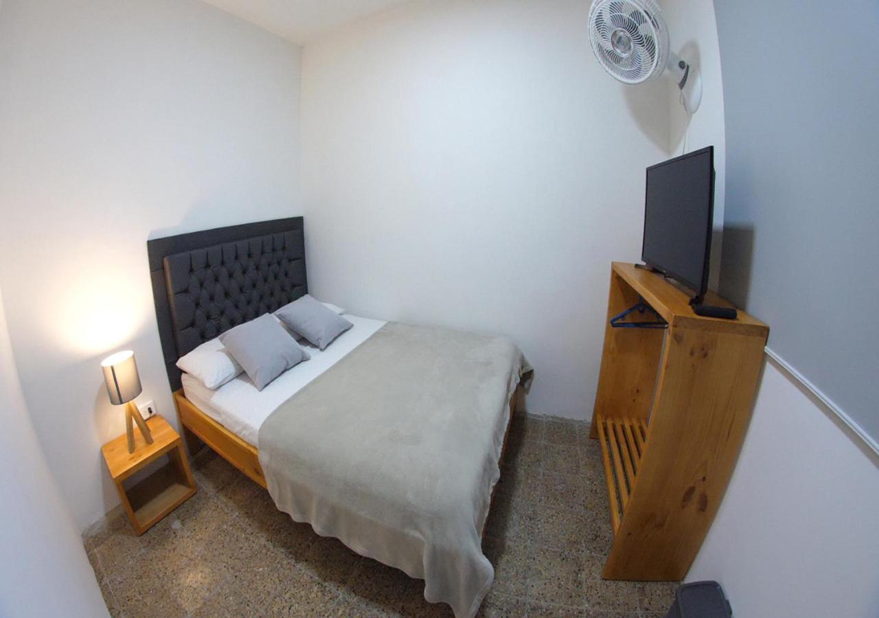 Charlie Palace Hostel Medellín Zimmer foto
